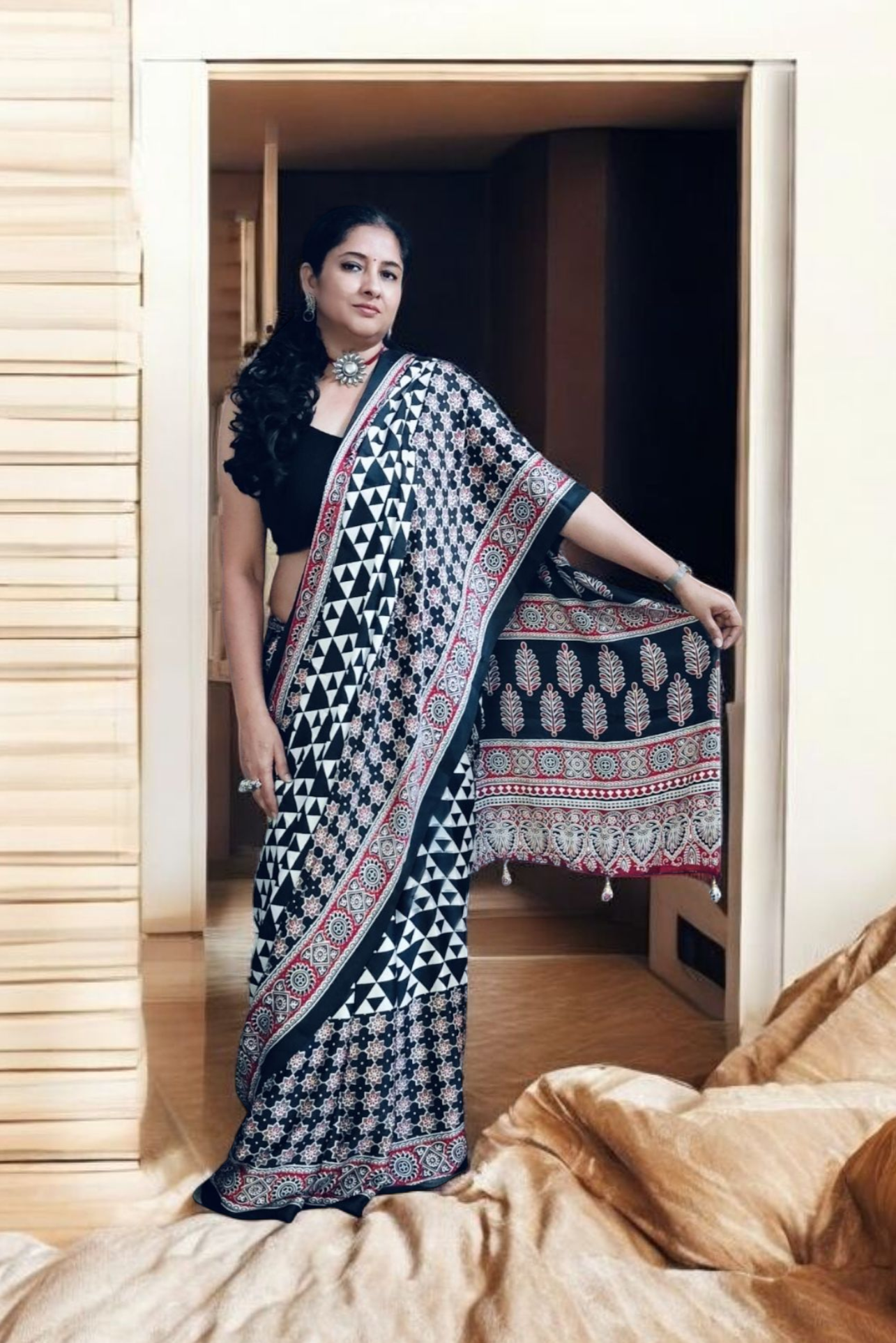 Aarohi Handcrafted Black & White Geometric Saree with Ajrakh Pallu
